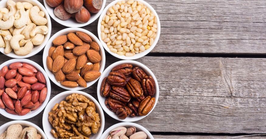 Les noix constituent un élément utile de l’alimentation pour la santé des hommes. 